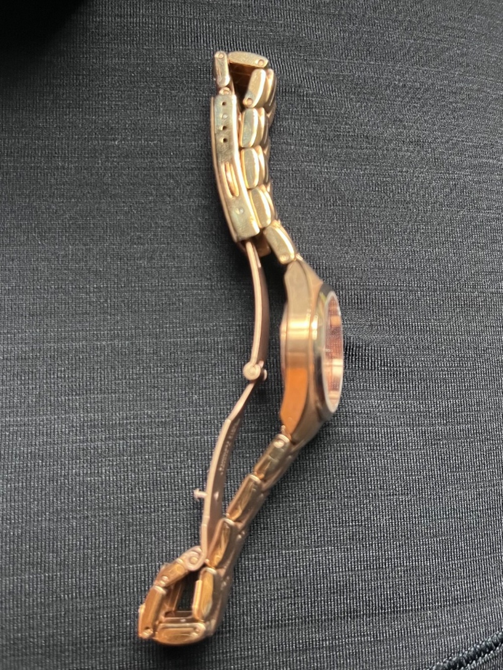 Tissot T-Classic Women's Rose Gold PVD Watch T101.010.33.451.00 w/ Box - Picture 4 of 8